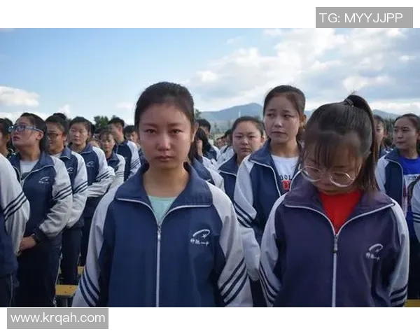 聚焦绿茵巨星深度专访畅谈赛场激情与人生梦想